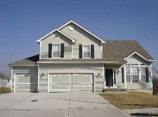 3323 NW 87th St, Kansas City, MO 64154