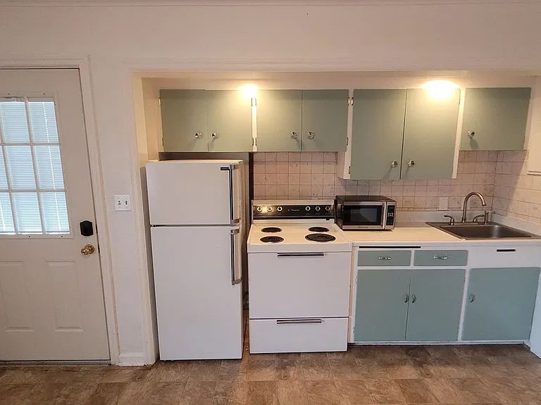 9300 E Sprague Ave — Photo 17