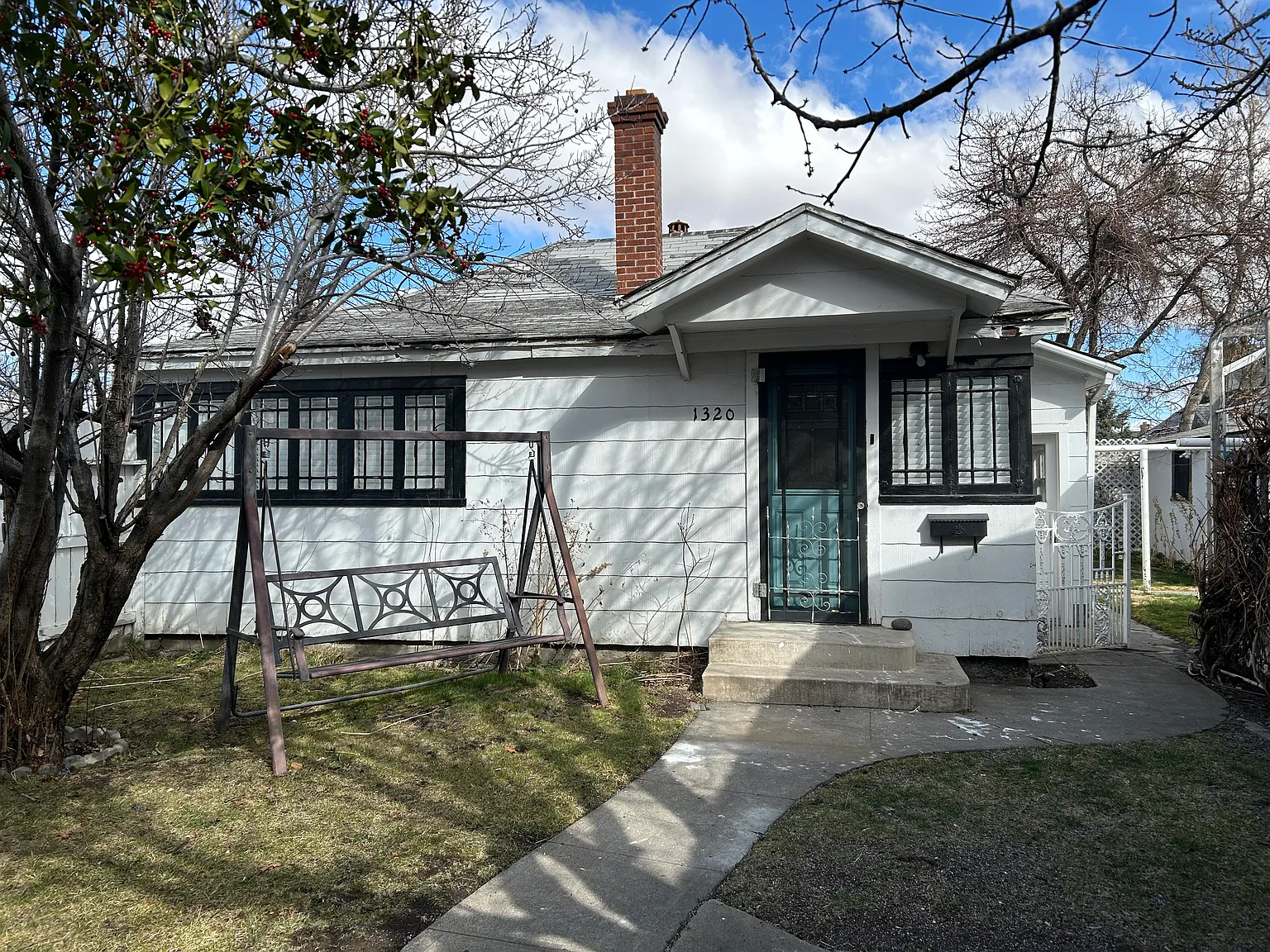 1320 Victorian Plaza Cir photo 1