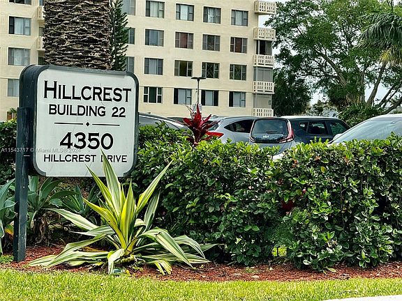 3rd image of 4350 Hillcrest Dr #309