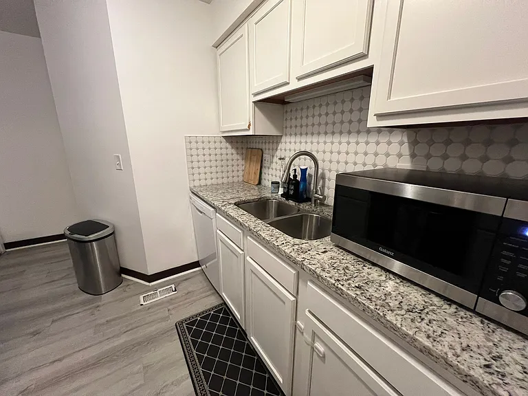 5258 Captains Ct — Photo 16