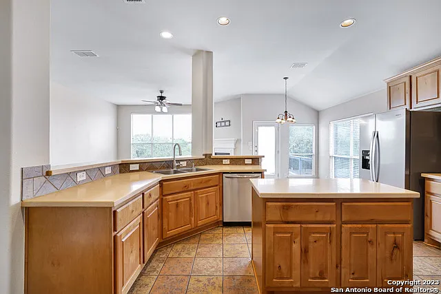 12943 Palatine Hl — Photo 13