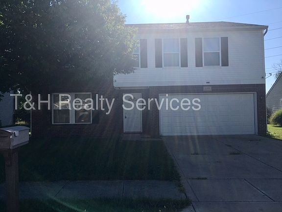 3rd image of 3319 Capsella Ln