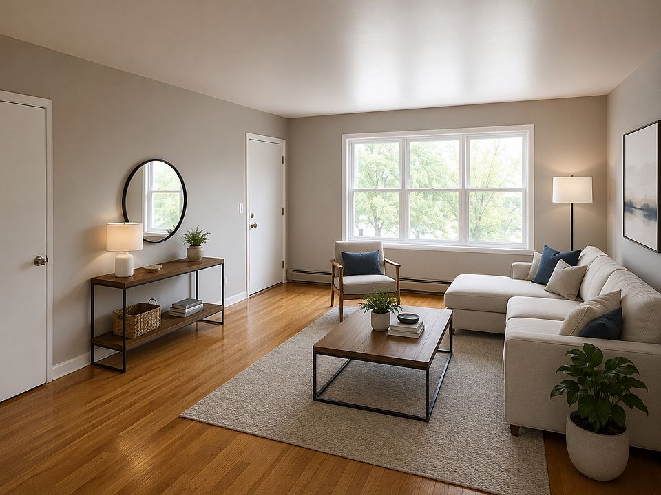 1st image of 421 Burlington Ave #2