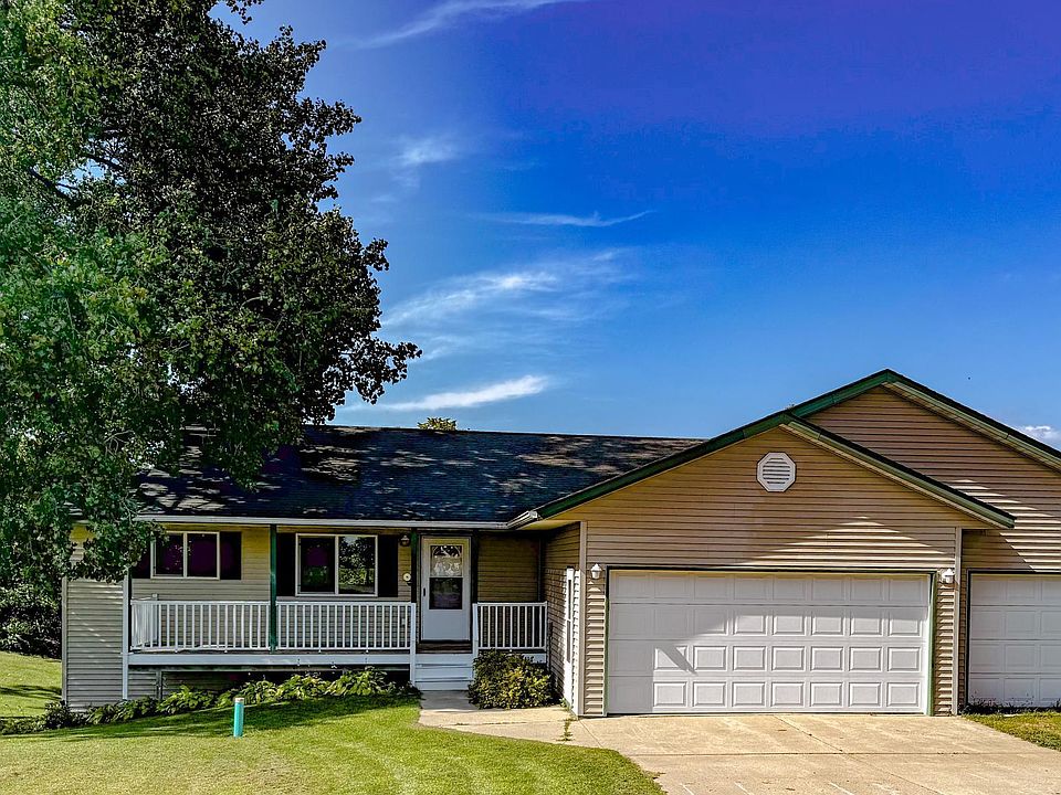 1st image of 3934 Sunny Brook Dr NW