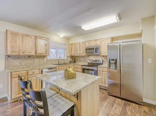 11449 W 17th Place, Lakewood, CO 80215