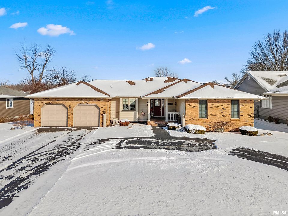 1st image of 2110 Highwood Ave