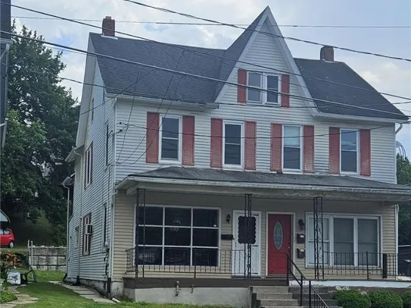 455 W Church St, Slatington, PA 18080