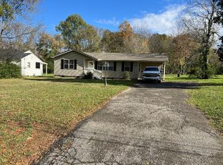 124 Chester Levee Rd, Jackson, TN 38301