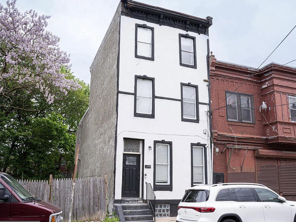 1st image of 1729 N 24th St