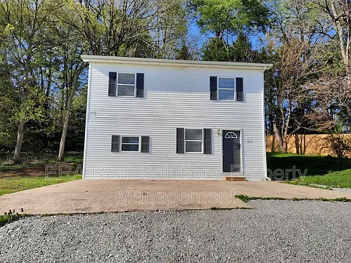 317 Bigelow St Photo 1