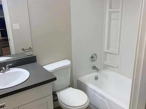 4th image of 14313 32nd Ave NE #B003
