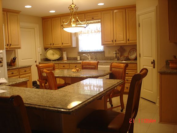 3rd image of 109 San Jacinto St