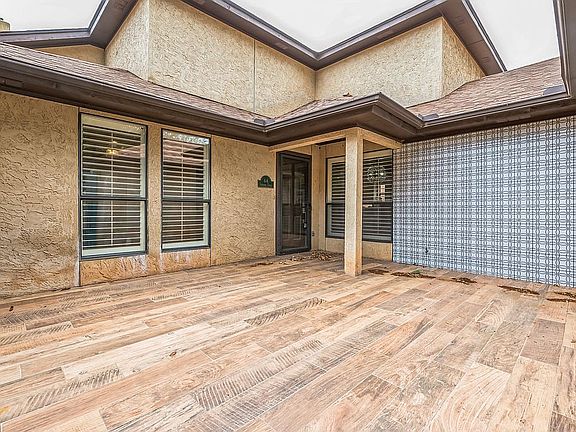 4th image of 64 Tamarisk Cir