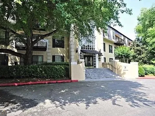 3202 Pine Heights Dr NE, Atlanta, GA 30324