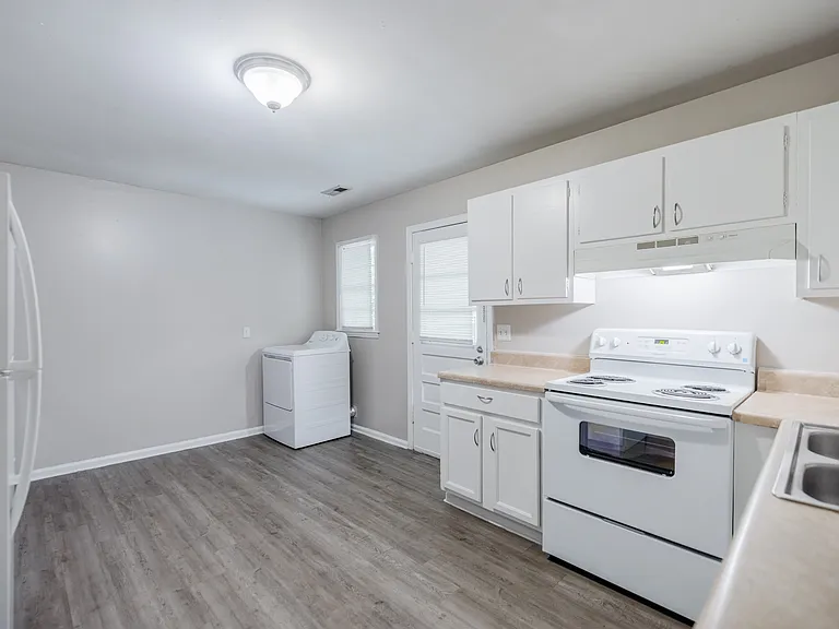 Forest Pointe — Photo 124