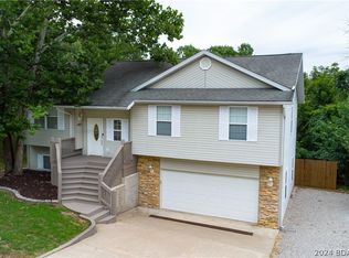 6452 Red Barn Rd, Osage Beach, MO 65065