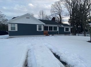 179 Moseman Rd, Yorktown Heights, NY 10598