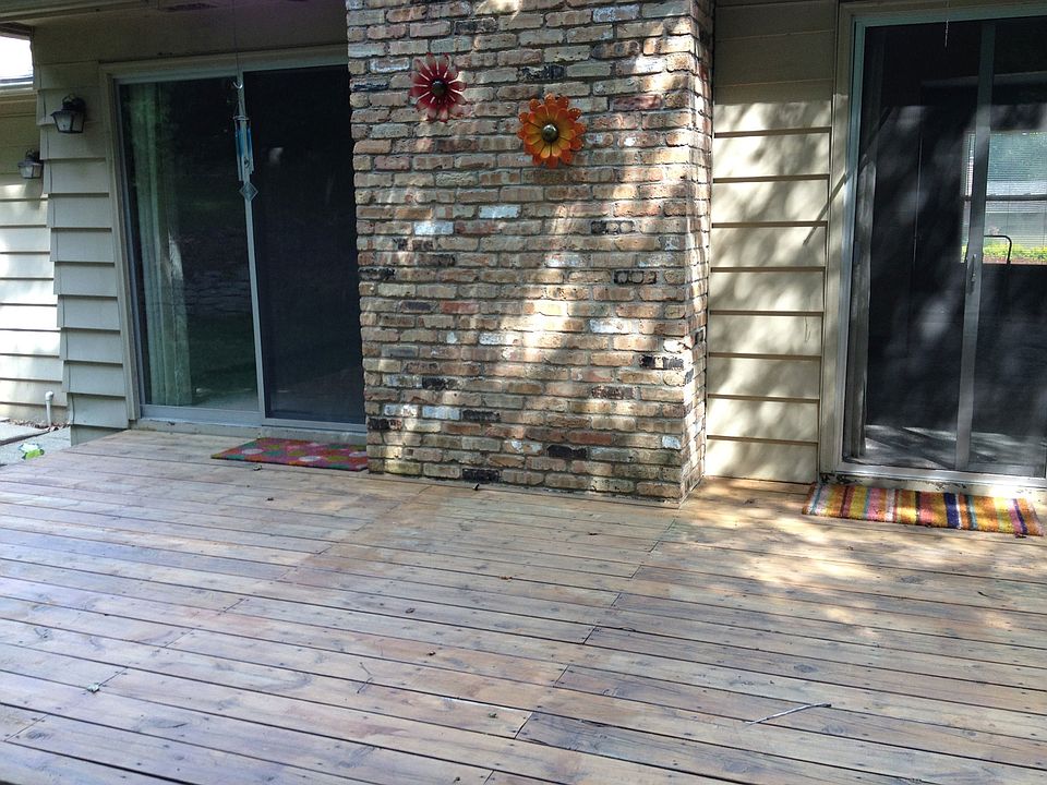 2nd image of 635 Duxbury Ct SE