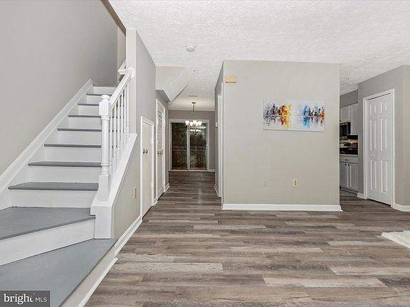 3rd image of 7292 Mahogany Dr #3