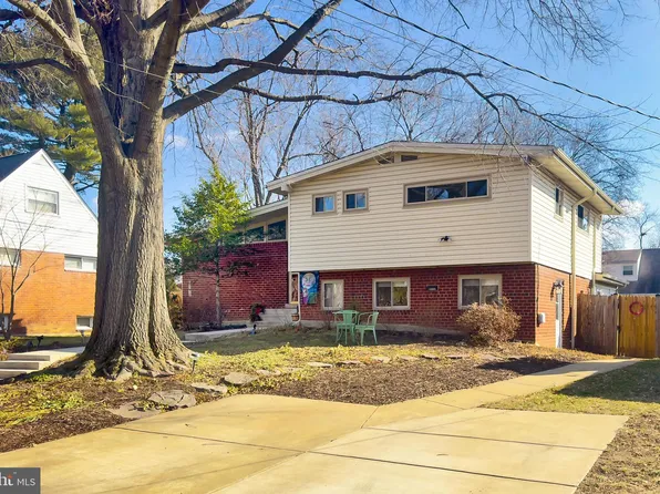 959 N Pegram St, Alexandria, VA 22304