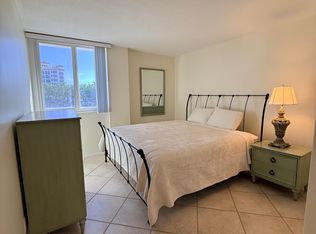 125 Ocean Ave APT 204, Palm Beach Shores, FL 33404