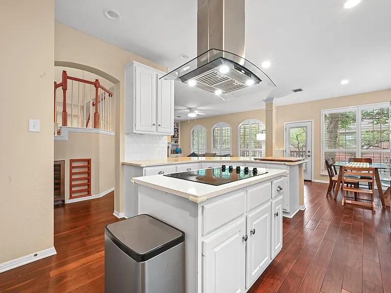 11222 Tracton Ln — Photo 17