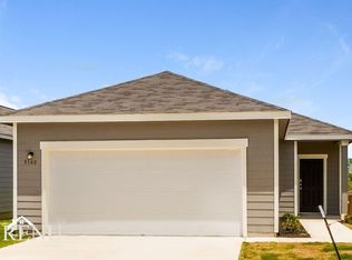 5160 Firefly Hls, Saint Hedwig, TX 78152