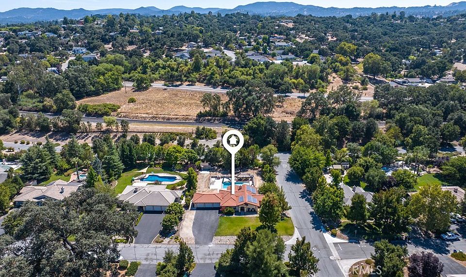 1st image of 3050 Avenida Del Sol