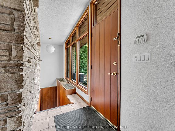 4th image of 4242 Bath Rd