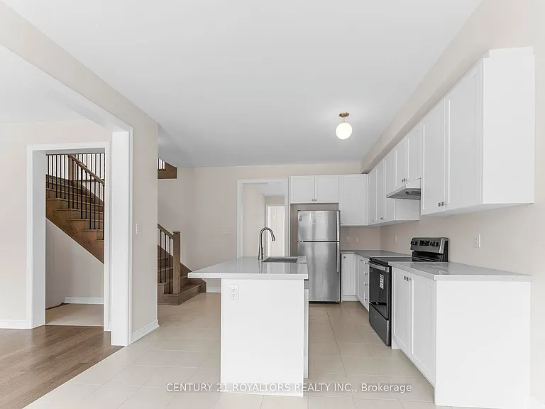 873 Logan Dr — Photo 8