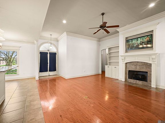 5th image of 14082 W Creek Dr