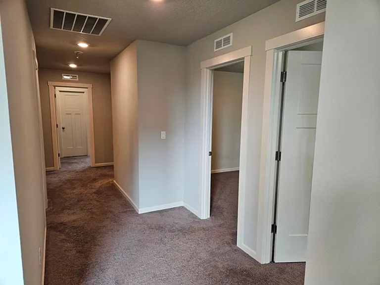 3915 Lindburg Rd SE — Photo 23