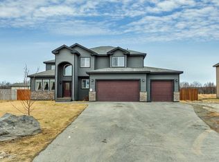 2820 S Barnyard Cir, Wasilla, AK 99654