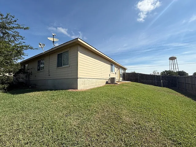 2754 FM 1044 — Photo 21
