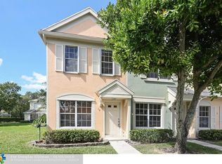 19 Simonton Cir, Fort Lauderdale, FL 33326