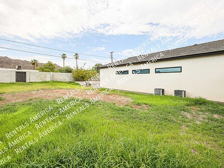347 E La Mirada Dr — Photo 43