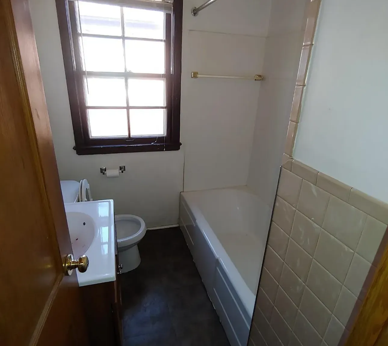 1 bed, 650 sqft, $1,200 — Photo 4
