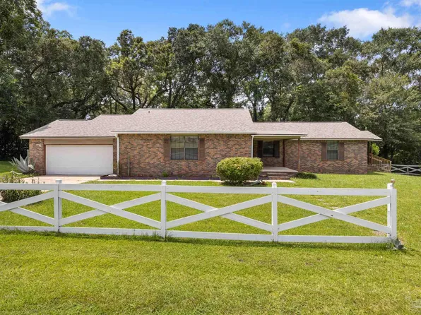 601 Booker St, Cantonment, FL 32533