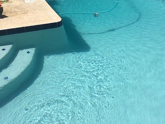 4' - 8' deep in ground pool