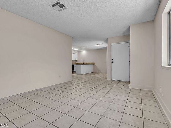 5th image of 817 Mantis Way Unit 2
