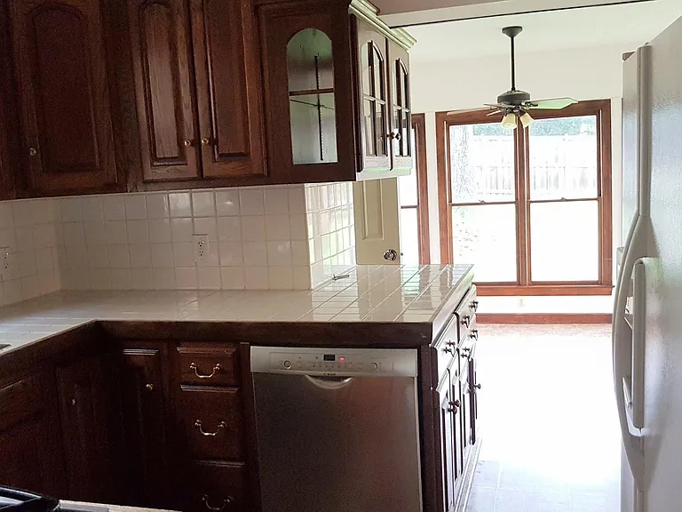 4440 Albemarle St NW — Photo 20