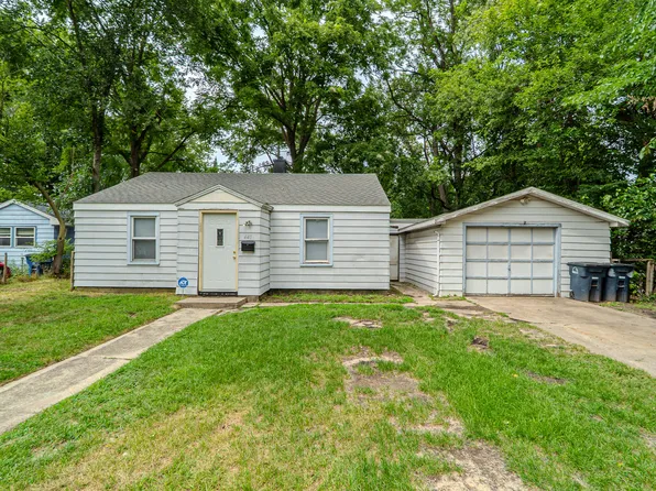 440 Cole Ct, Michigan City, IN 46360