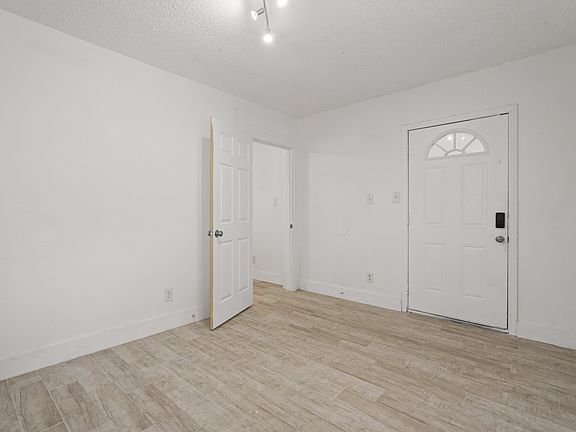 2nd image of 1415 Church St #1415A