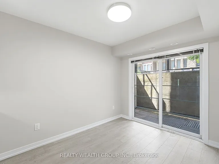 60 Parrotta Dr #253 — Photo 7