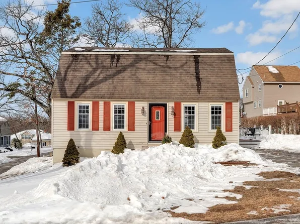 4 Colburn St, Burlington, MA 01803