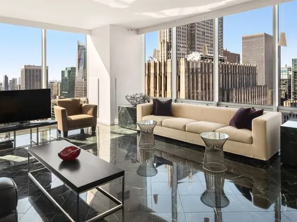 641 5th Avenue image 1 of 8