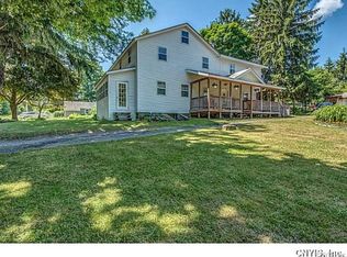 4383 Sweet Rd, Manlius, NY 13104