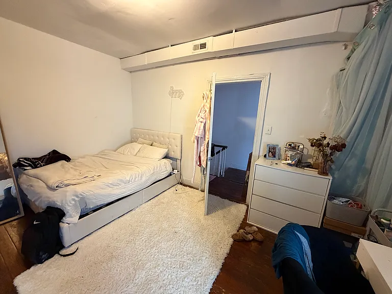 313 S Laurel St — Photo 14