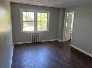 2487 Noble Rd, Cleveland, OH 44121